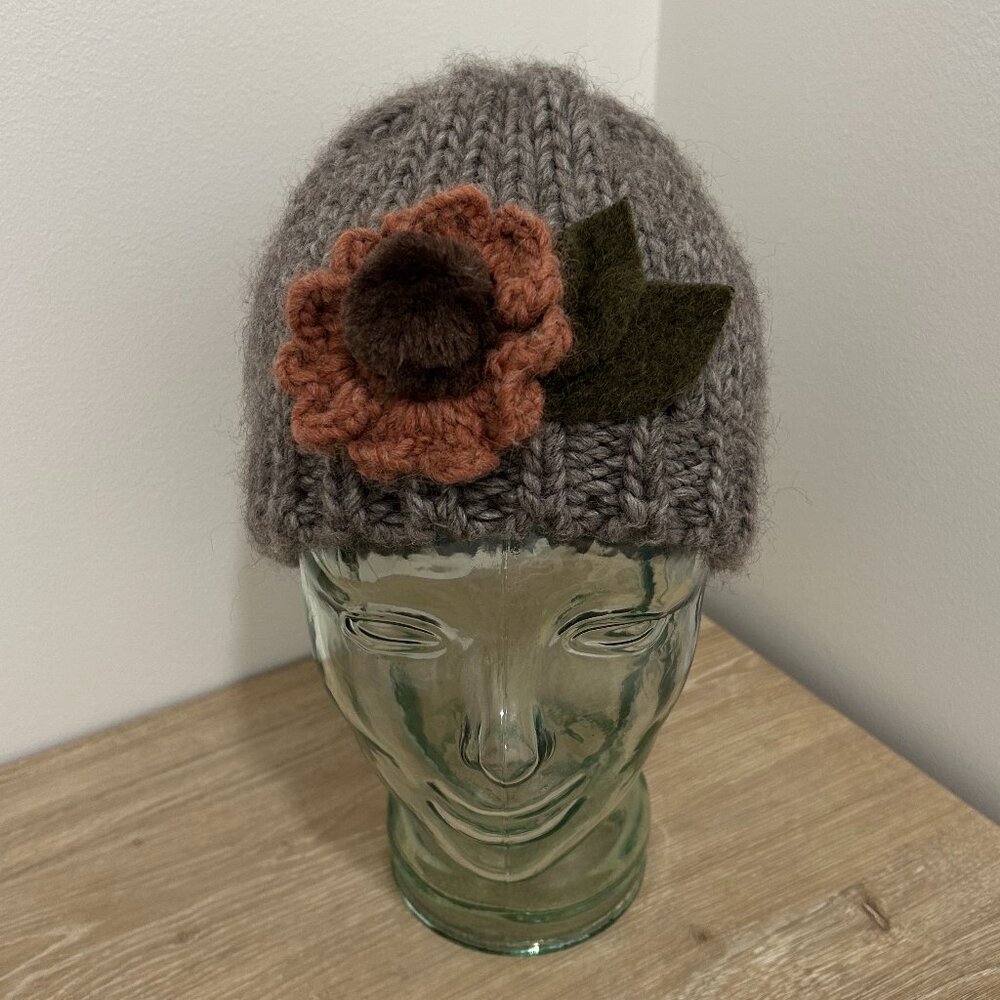 GELSO BIANCO alpaca wool blend chunky floral beanie